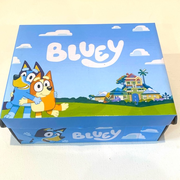 New in Box Bluey Hi Top Sneakers - Picture 11 of 11